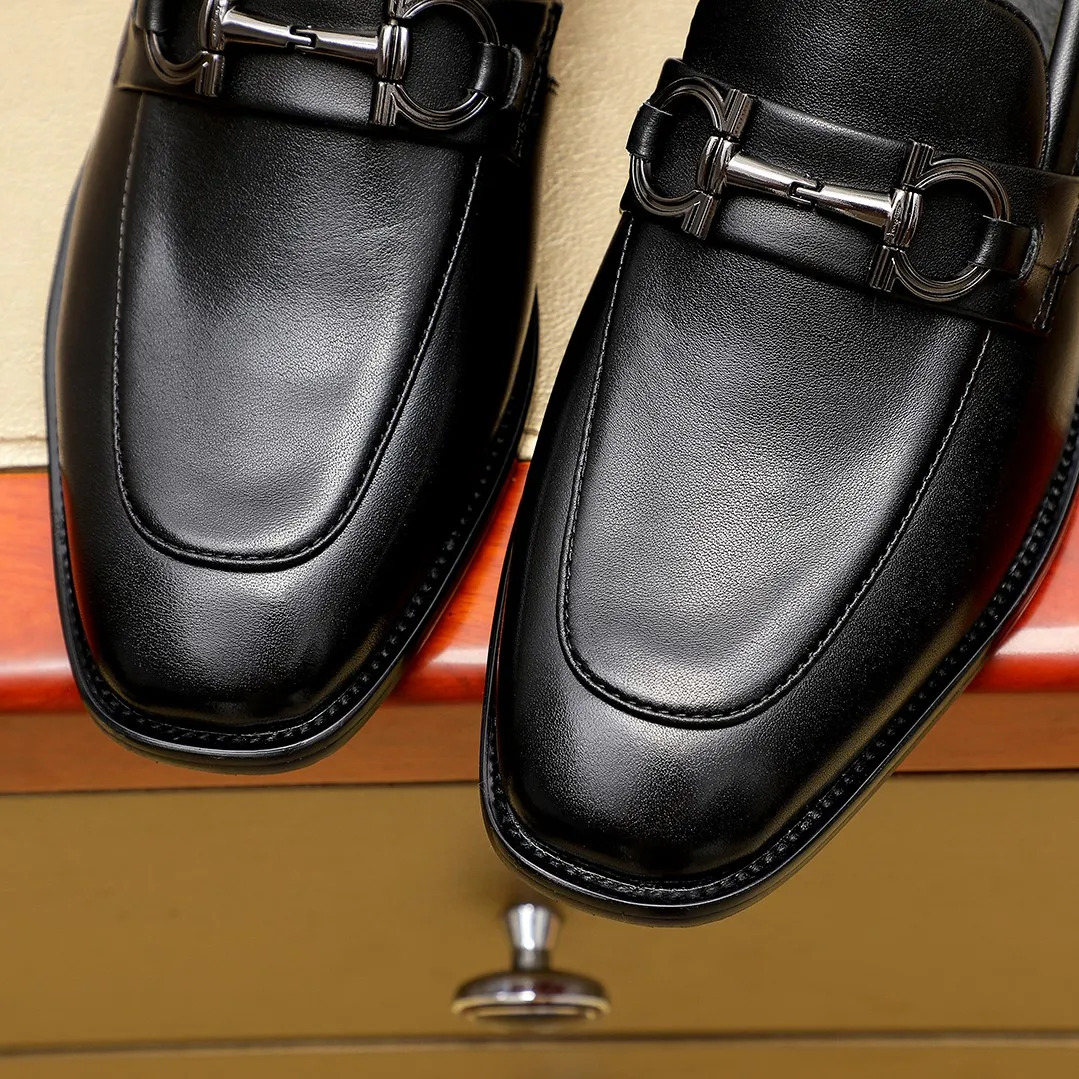 Men's clothing and shoes 💰440 🔥Ferragamo's new leather shoes🇨🇳Official website original 1:1 mold, original quality💯Fine workmanship, high-end luxury☘The upper is made of imported Italian first-layer cowhide🌴Water-dyed🐂Leather lining🍓Rubber wear-resistant and non-slip outsole, breathable and comfortable to wear🍍The first choice for high-end men🍉, black, size 38-45...